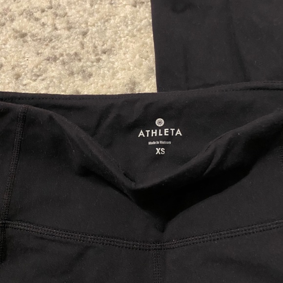 Athleta Pants - Athleta yoga pants